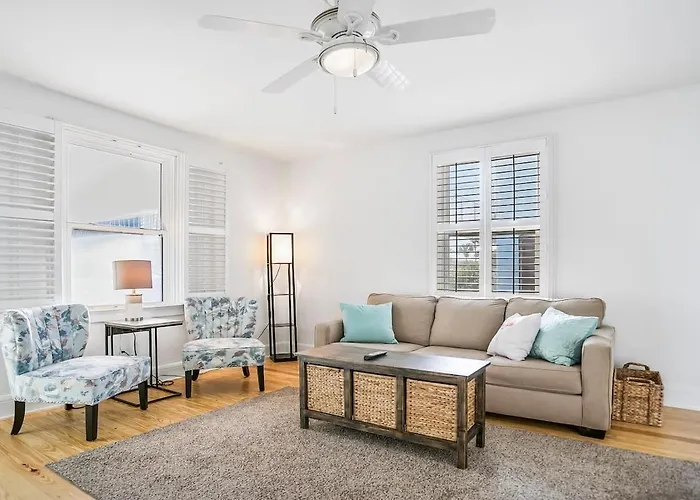 Beach Cottage! 100 Steps To The Sand, Pets Ok, Private Deck!